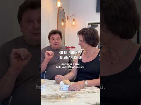 Dondurma serimizde bu kez favorim yeşil elma sorbesi ve bitter çikolata oldu.