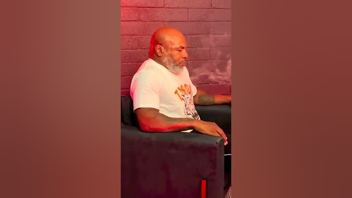 Mike Tyson Smoking #miketyson #hotboxinwithmiketyson #shorts