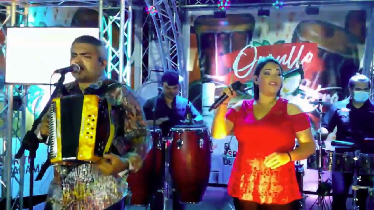 AUNQUE ESTES CON EL (EN VIVO)