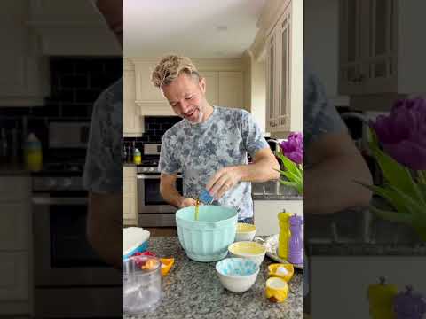 BANANA CORNBREAD | easy bananabread recipe #shorts