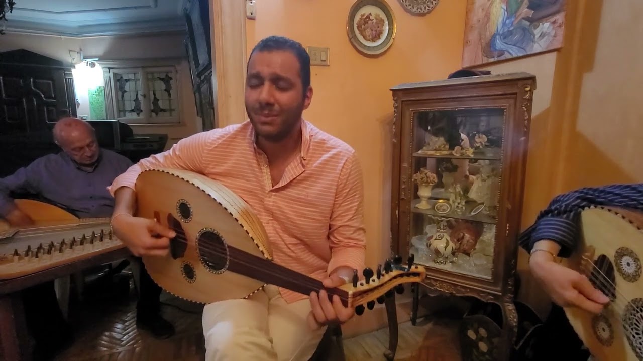 قارئه الفنجان الفنان محمد سامي صالون الاستاذ الدكتور خليل الديواني