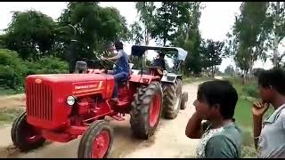 Mahindra 585Pp Vs Powertrac