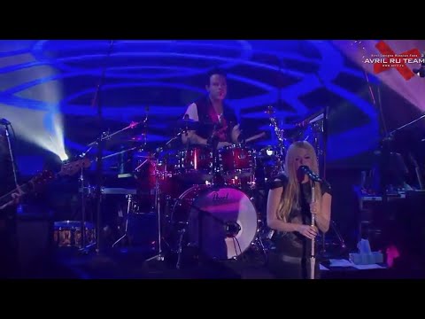 Avril Lavigne - Let Me Go (Live at Highline Ball) - HD