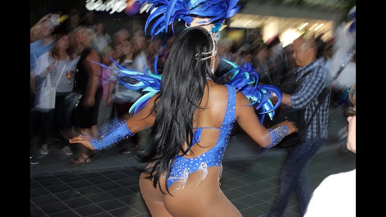 Parade brazilian ass Ass Parade