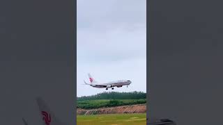 Amazing Airport Spotting, Landing accident airport landing plane taking 23