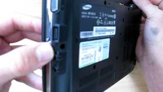 Samsung NC10 and N150 Hard Drive / BackCover Removal