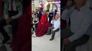 Seni sevende sevmesini bilmemiş