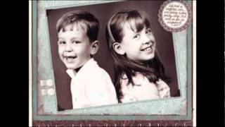 Scrapooking.com - August 2010 - Photograhy & Framing Article - 'Tommy & Tammy' By: Tammy Jenkins