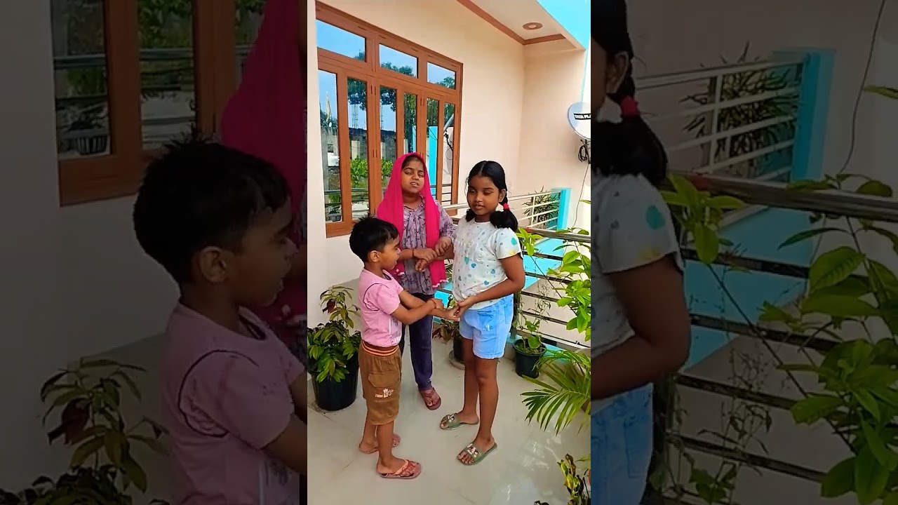 🧕 Mayra ko Mummy andar kyon Le Gai 😂😂#shorts #trending #subscribe