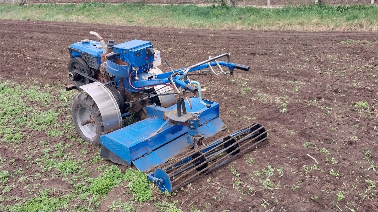 Опорный каток для тяжёлого мотоблока в работе