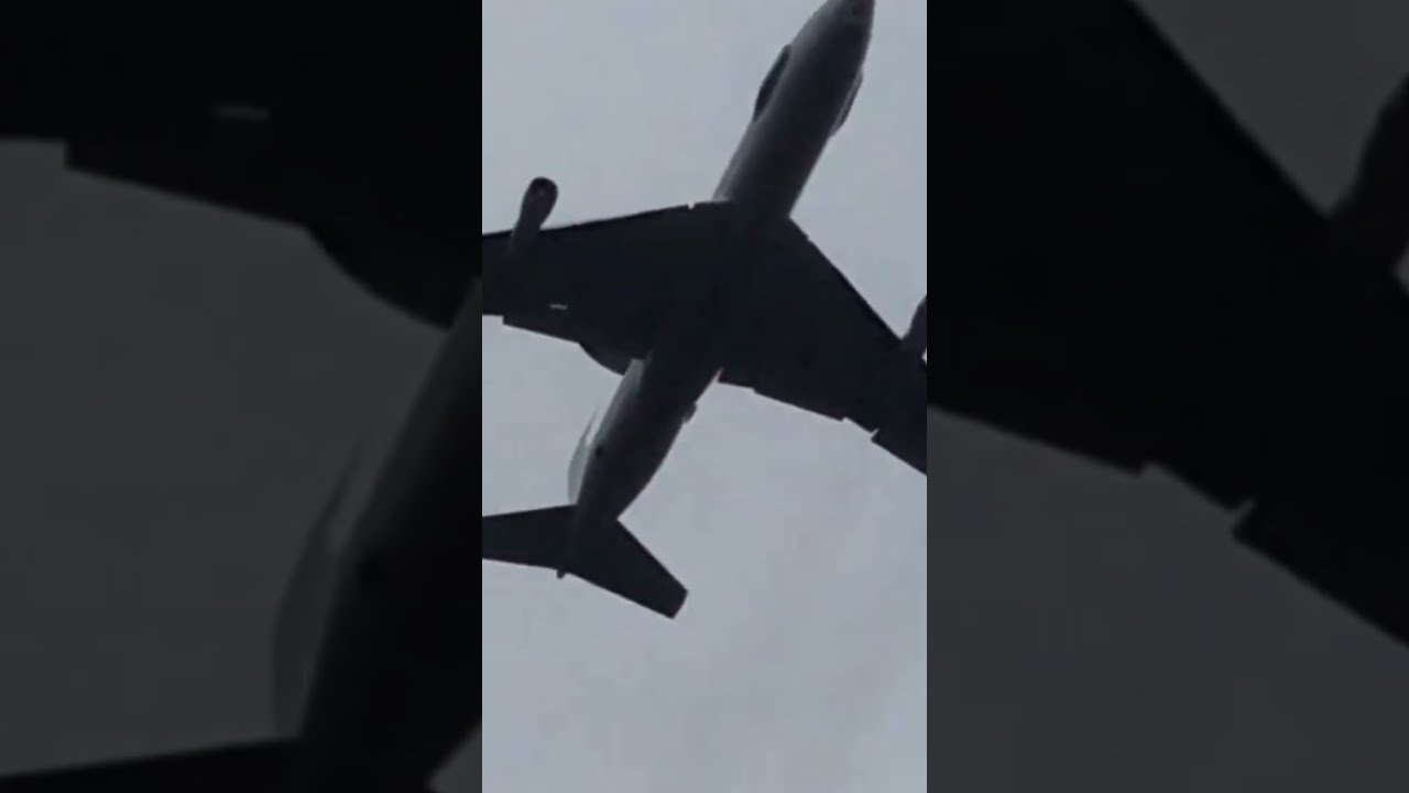 Usaf E 3c Sentry Awacs Shorts Youtube