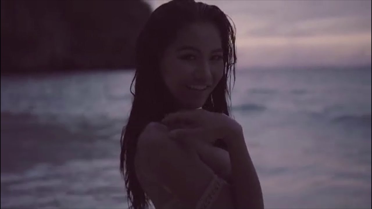 martini_artnugan sexy IG girl - YouTube