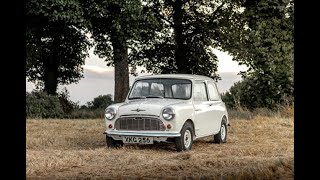 WIN MOLLY THE 1961 MORRIS MINI-MINOR!