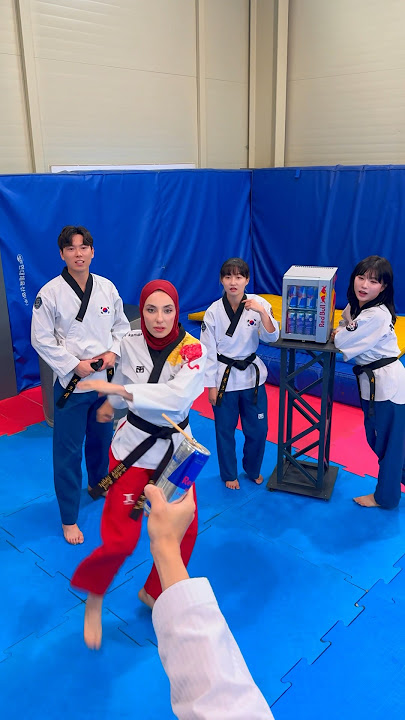 발차기로 레드불 열기! #taekwoncre #태권크리 #태권도