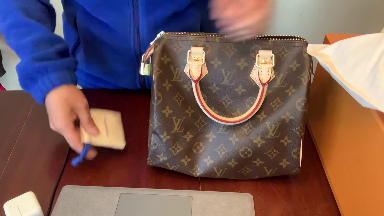 Unboxing Louis Vuitton Speedy Doctor 25 