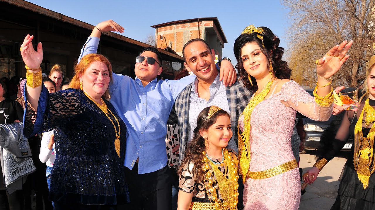 Güldeniz & Ali FULL IZLE