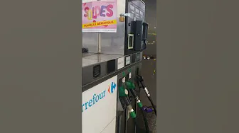 Carrefour Attention Problème Carte Bancaire Station Essence thumbnail