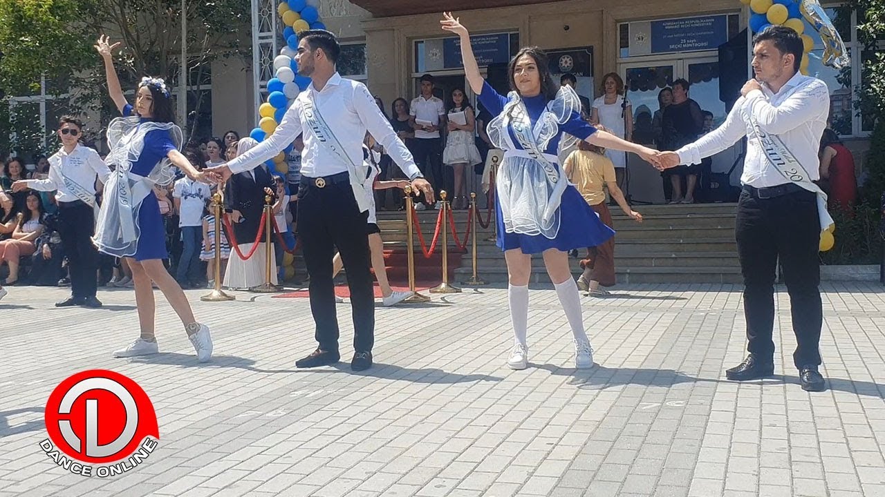 11-ci sinif Mezunlari milli Reqsimizi gözel Oynadilar 👏👏👏 dance monkey