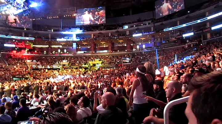 UFC on FOX 4 Brandon Vera walking out to Jay Z and Kanye West Gotta Have It