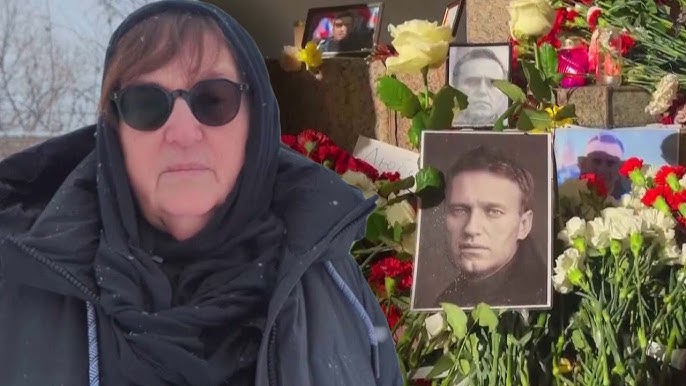Navalny S Mother Pleads With Putin For Her Son S Body