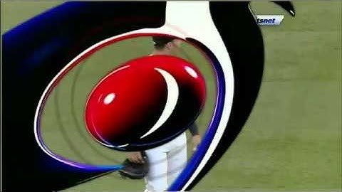 2009/06/23 Scutaro makes the catch