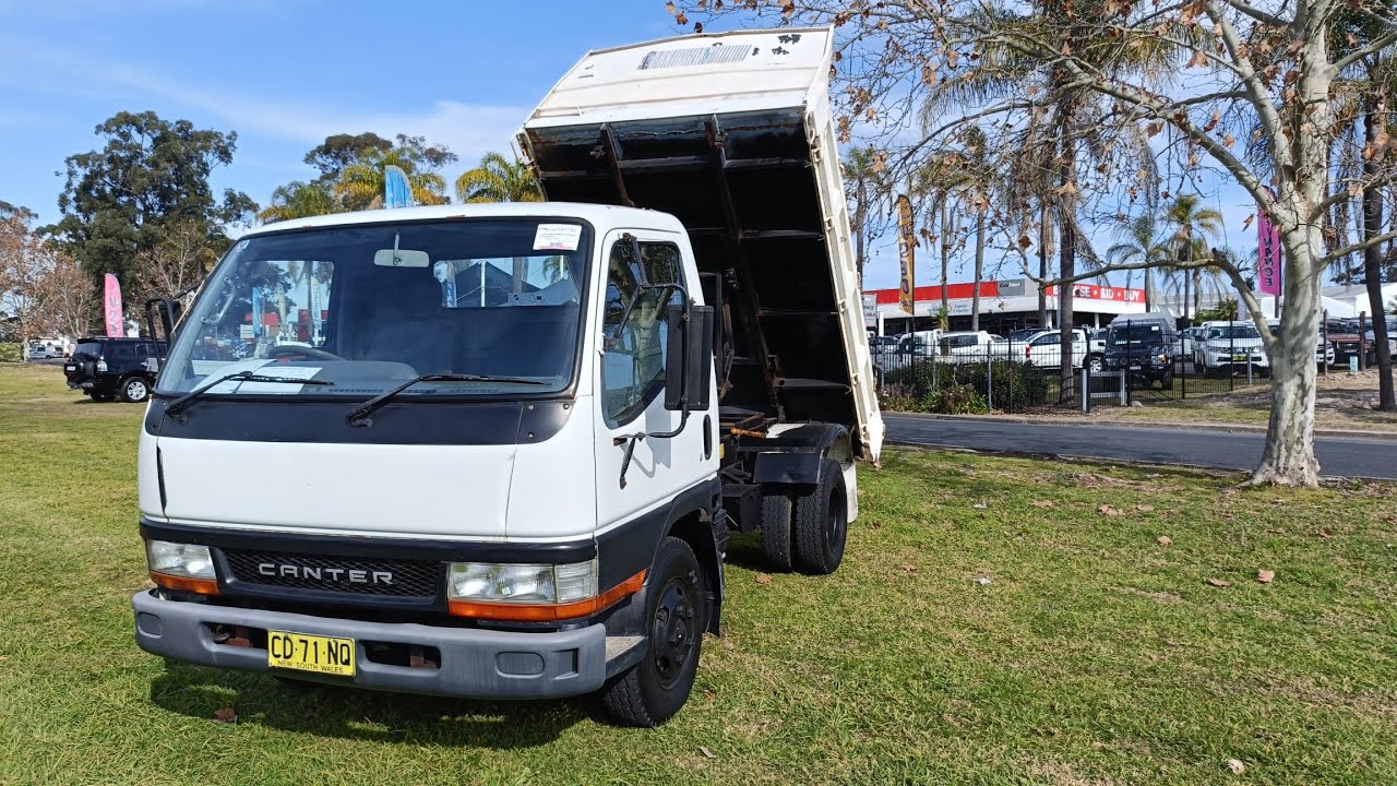 2000 Mitsubishi Canter Tipper