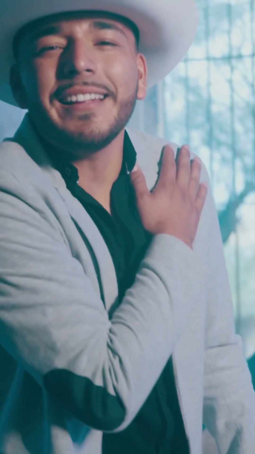 Si estás enamorado ? dedícale esta canción norteña ??♥️
