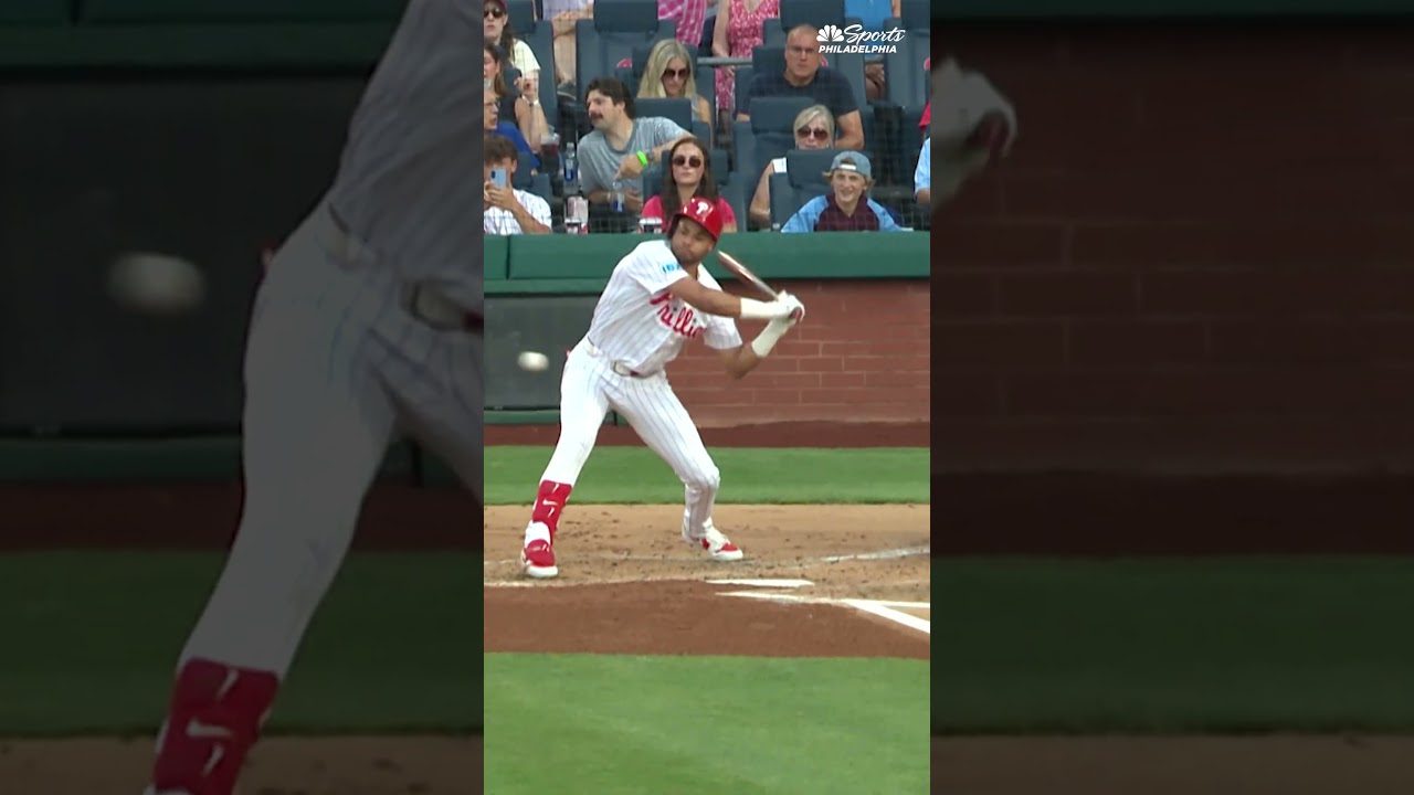 Come for Justin Crawford's two-run base hit, stay for Marsh's reaction 💪