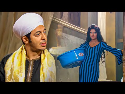مالك واقف مش علي بعضك كدة شوفوا عملت ايه اول ما دخل اوضة النوم عليها