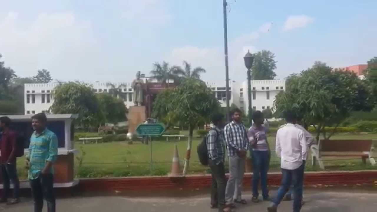 www.okhlatimes.com: Outsiders detained at Jamia Millia Islamia