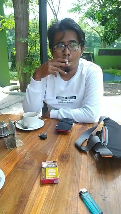 Ngopi Santai Di NU Cafe. Cekidot. 😎