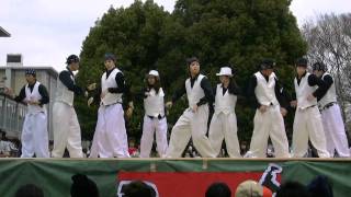 Revolve オリエン中庭2010 POP