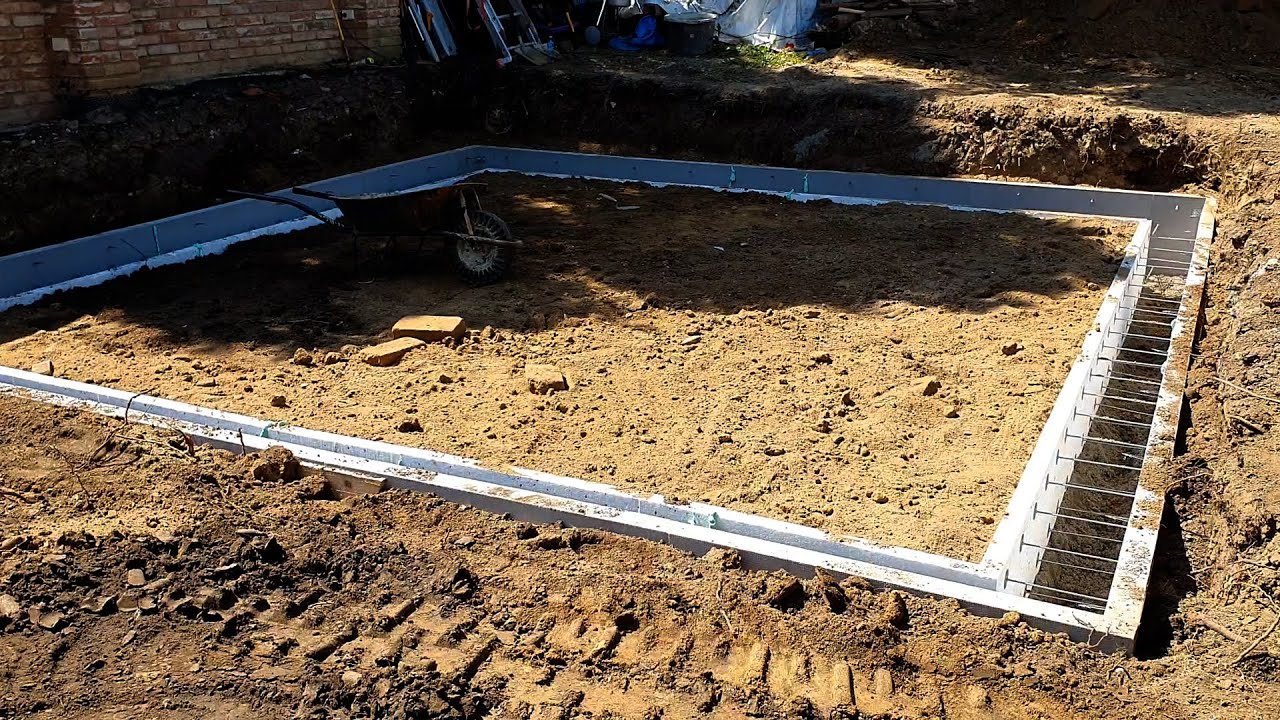 Stavba vysněné dílny #1 - základy a to nejlepší ztracené bednění :)