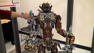 Giant LEGO Continuum Shift robot - Pacific Rim + Metal Beard – BrickCon 2015