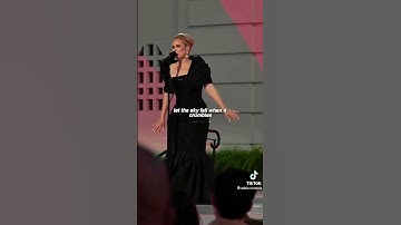 Thumbnail of Adele - Skyfall (live)