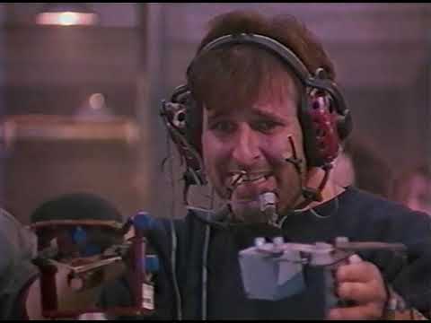 Guarda The Making of Teenage Mutant Ninja Turtles - Behind the Shells (VHS rip) su YouTube Guarda The Making of Teenage Mutant Ninja Turtles - Behind the Shells (VHS rip) su YouTube