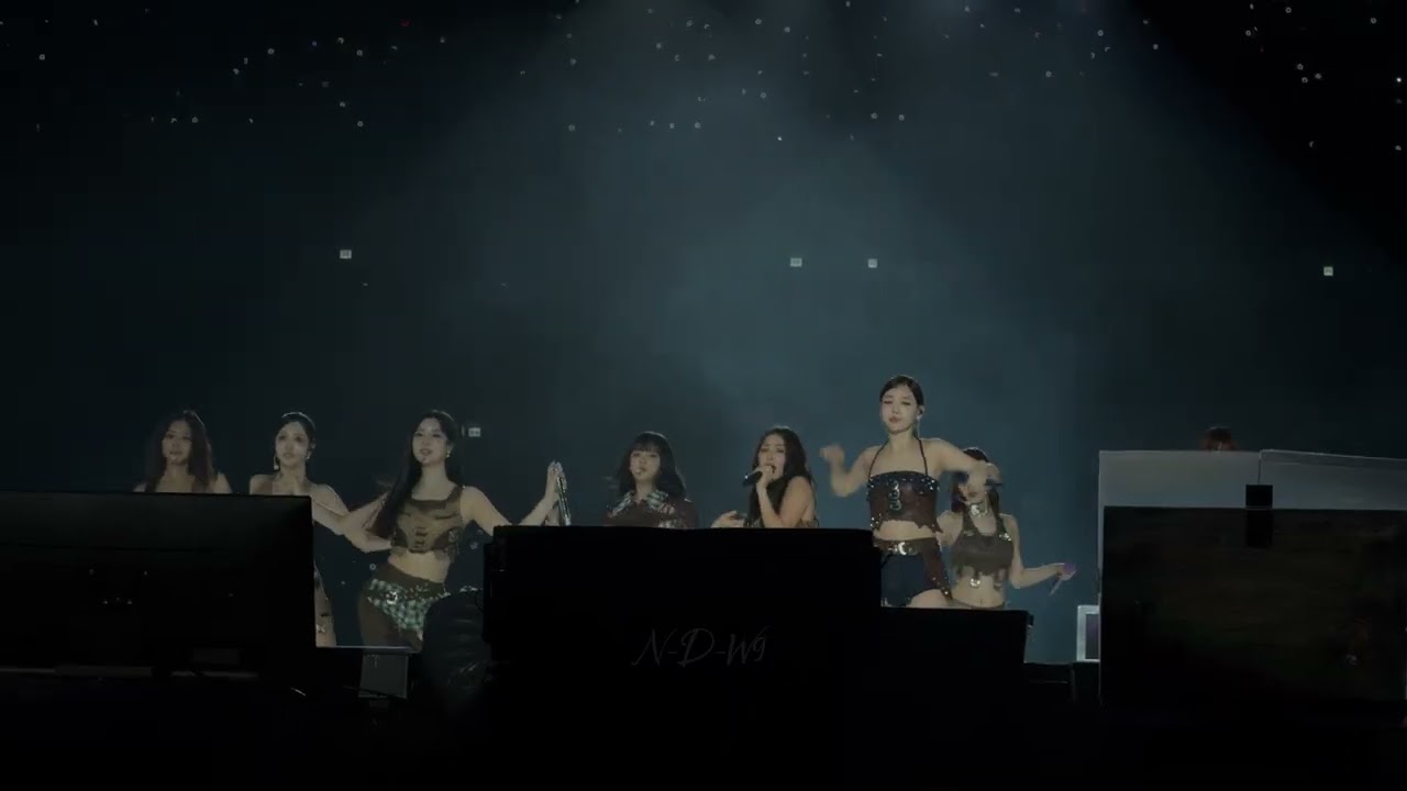 TWICE This is For Hong Kong 251207 (Mars, I Got You, The Feels)