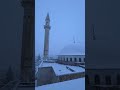 ربما نعيش الدفء في بيوتنا ولكن هناك من المسلمين أناس لا يجدون ما يقيهم برد الشتاء فلكن عونا لهم 