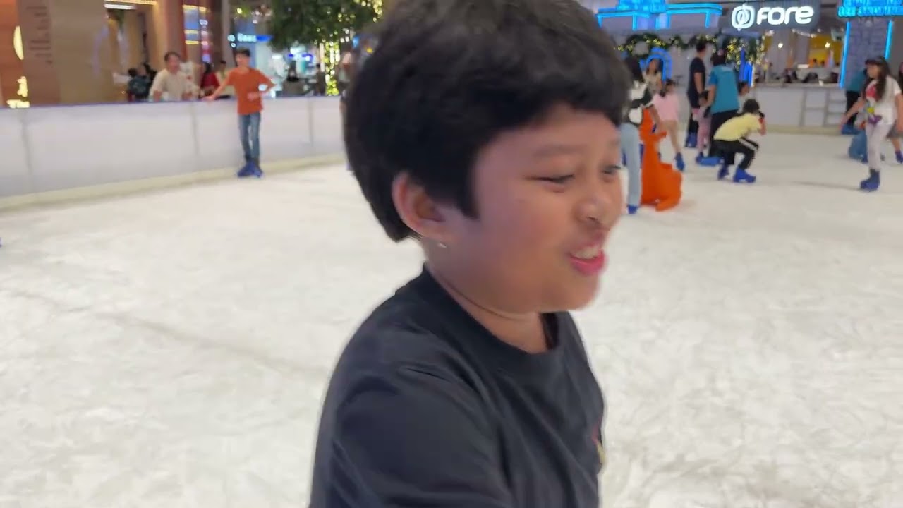 Main Skate di Mall Ajaaaa #pakuwonmall 