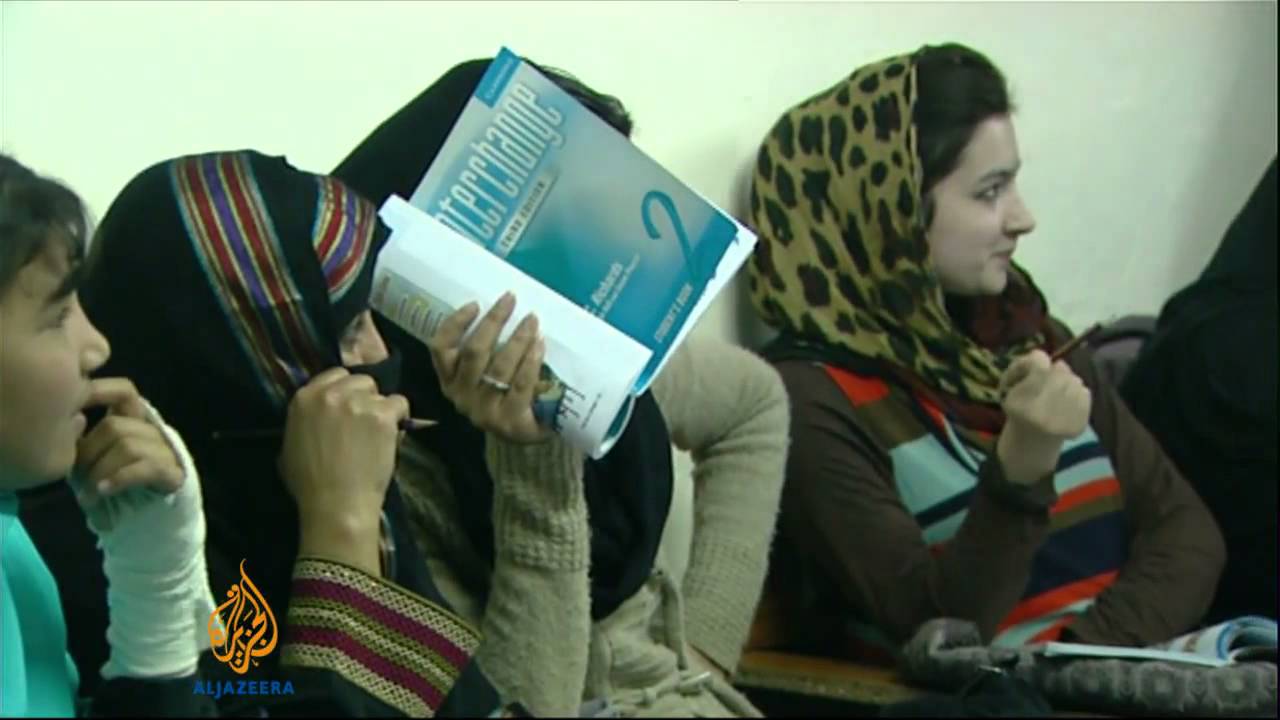 تعليم المرأة في أفغانستان مهدد