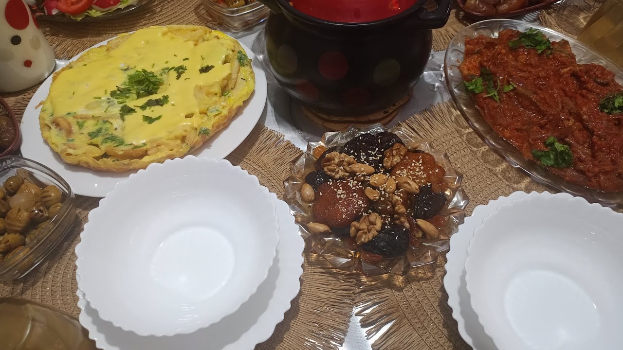 فطور خفيف ظريف لثاني ايام رمضان مقبلة سهلة التحضير مع فريت اوملات و طبعا سيد المائدة جاري فريك