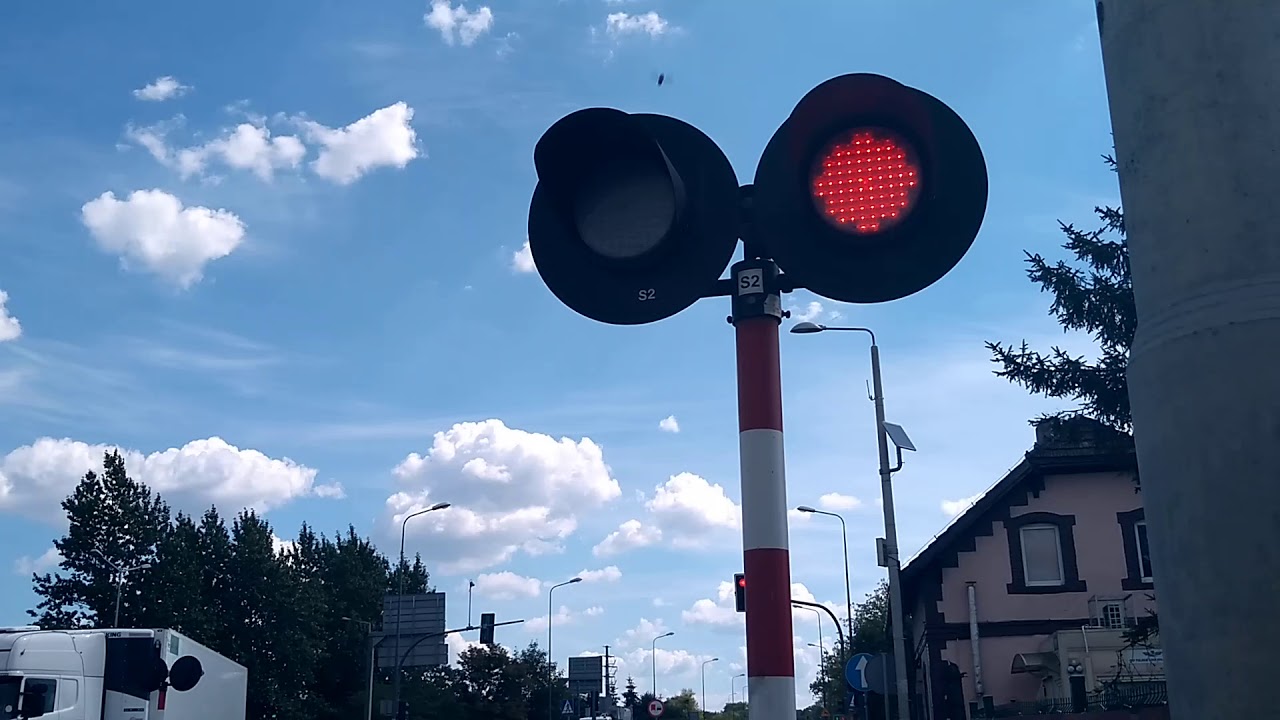 Przejazd kolejowy ul.Bałtycka Poznań | Polish railroad crossing.