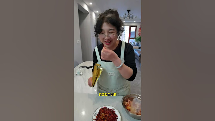 儿媳妇下班不回家婆婆给做辣子鸡有多香#辣子鸡 #去老妈家蹭饭 #婆媳日常 #开盲盒吃饭 #和爸妈住一个小区的幸福