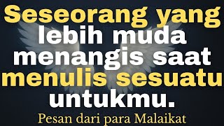 Download Lagu Seseorang yang lebih muda menangis saat menulis sesuatu untukmu. MP3