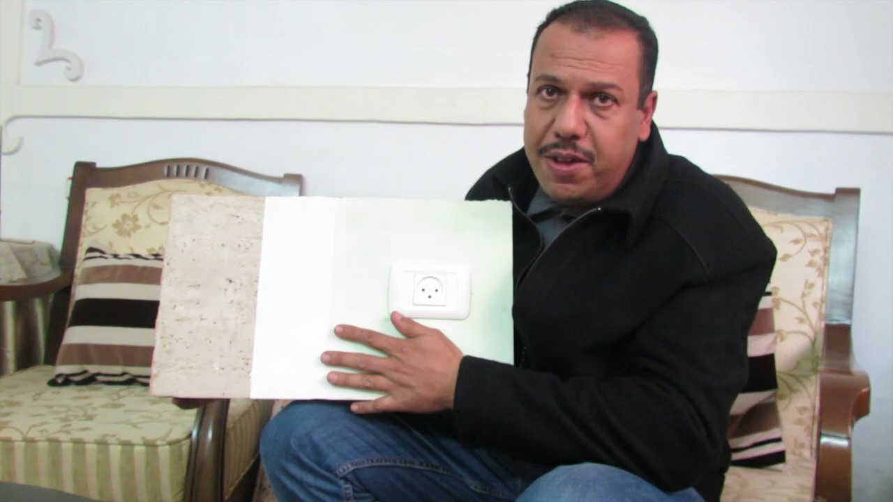 صناعة طوب للبناء من الورق في قلقيلية