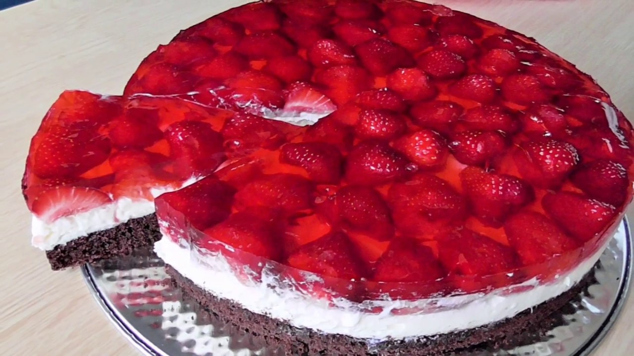 Erdbeer Quark Kuchen - YouTube