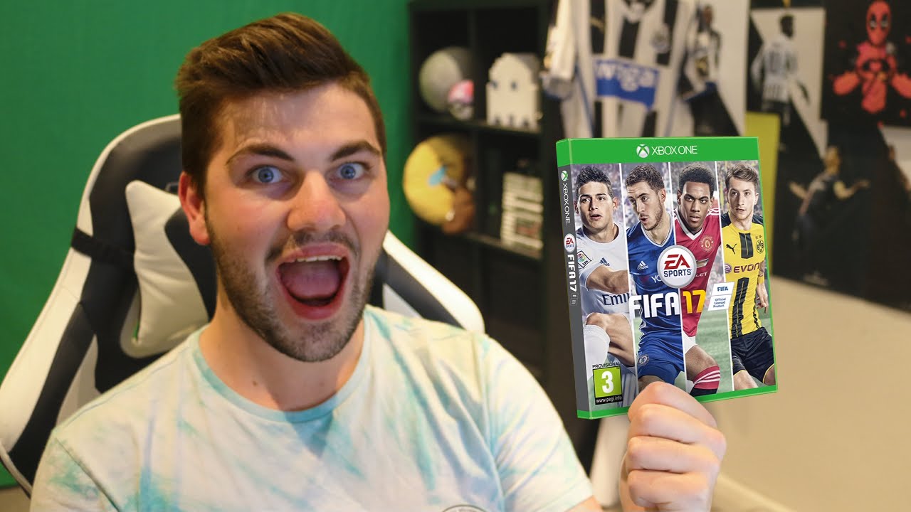 OMG IT'S FIFA 17!!!