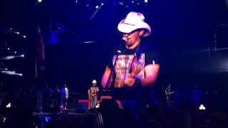 Brad Paisley &quot;Sweet Home Chicago&quot;.