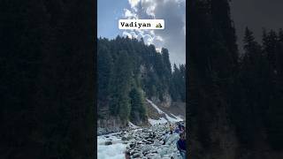 Kashmir ki vadiyan | Best place to visit #nature  #travel #mountain #river #vacation #couple #mini