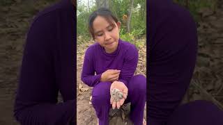 Single mom show SMART idea for SURVIVAL in forest #camping #outdoor#bushcraft#survival